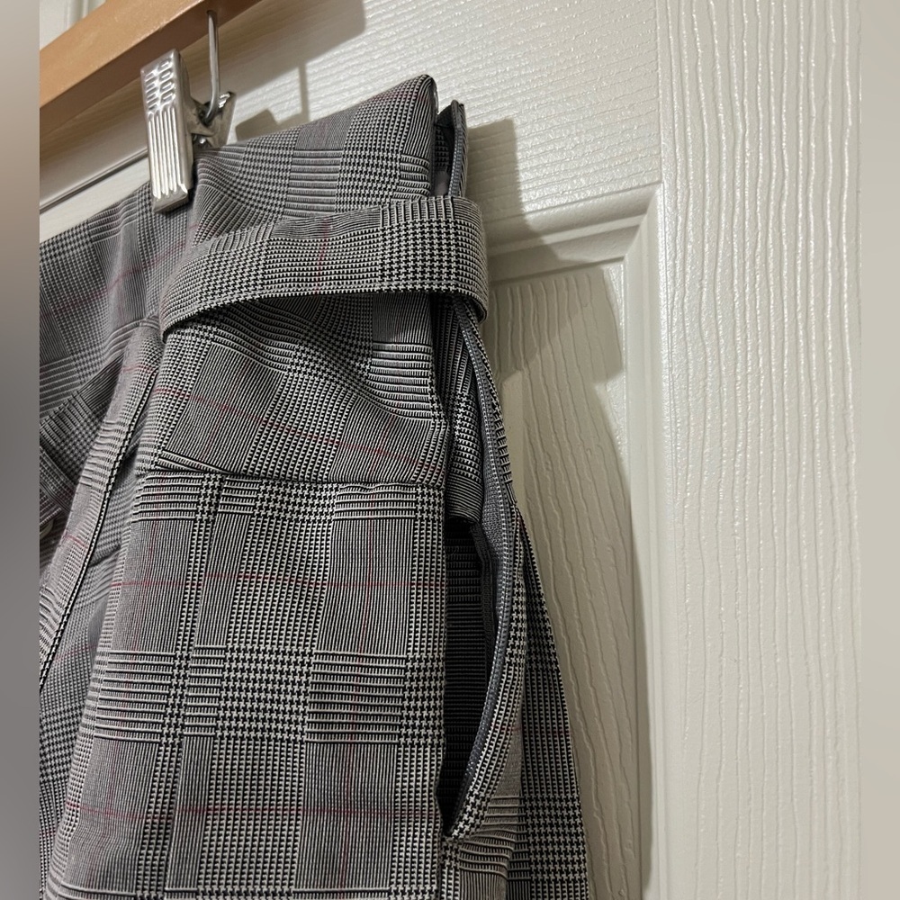 Women’s Skort - Picture 2 of 3